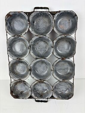 Vintage RARE 1900’s Graniteware Muffin Pan/Tray-Rustic Grey-12 Section